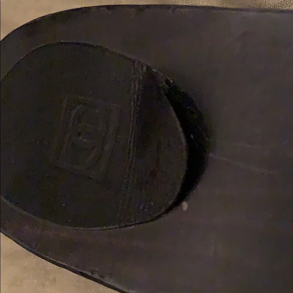 Chanel Woman’s Slip On Clogs - Picture 6 of 8